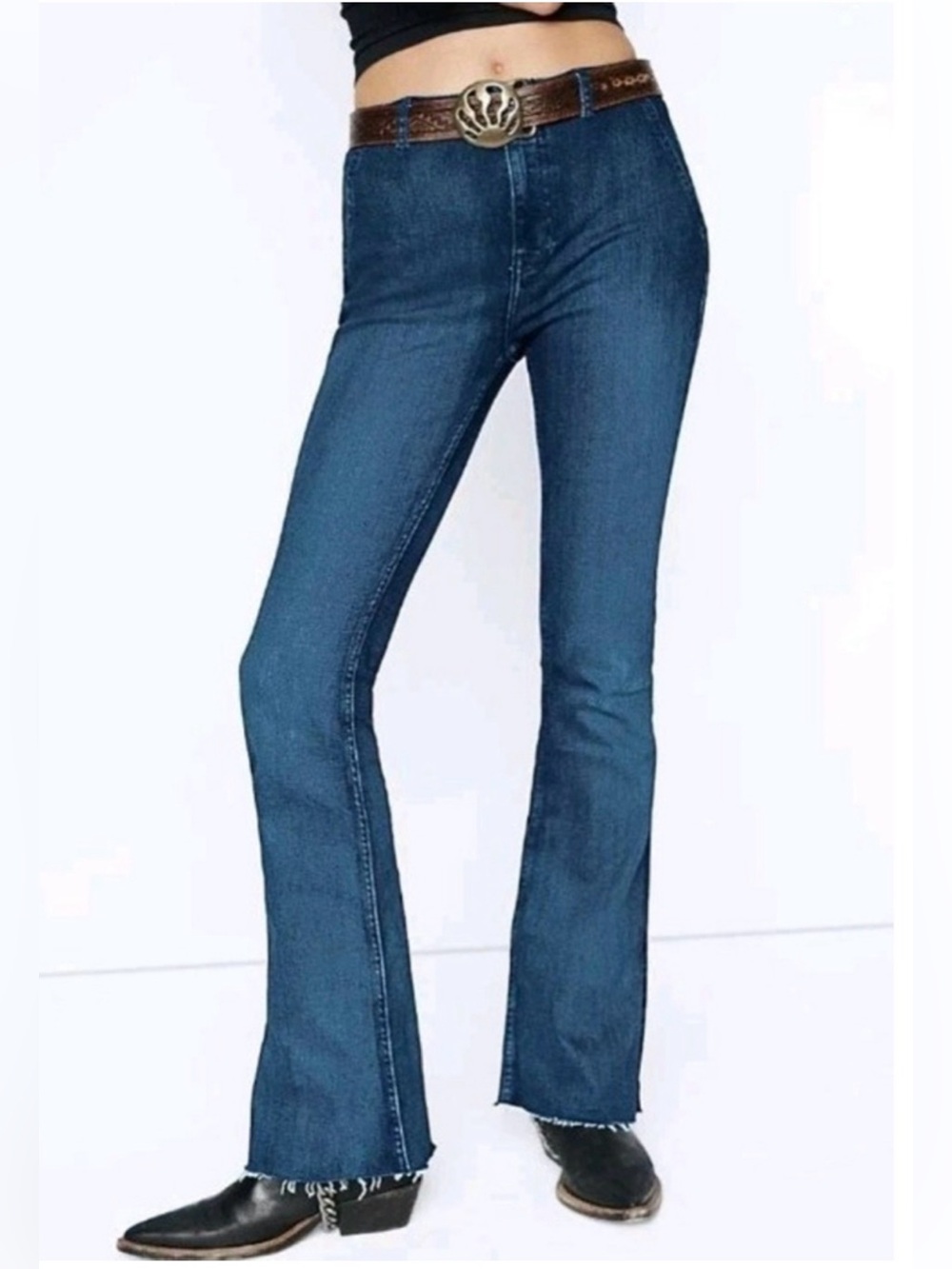 We The Free Level Up Slit Bootcut Size 26x32 Raw Hem Stretch